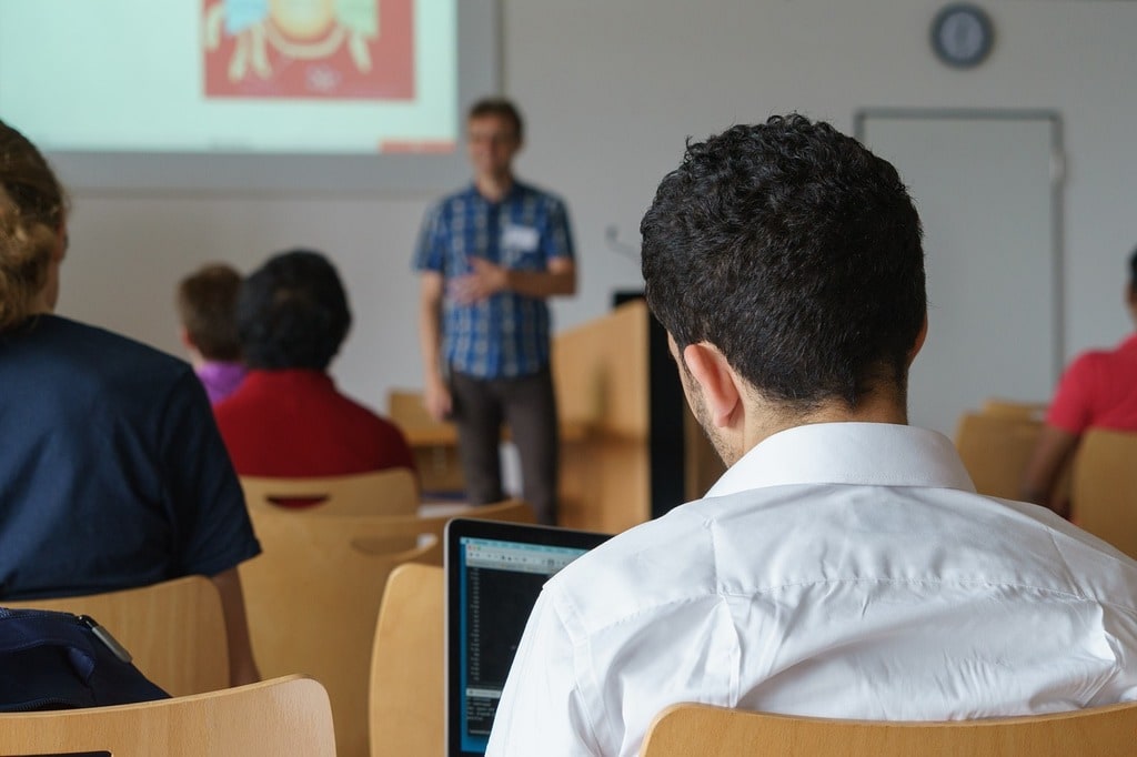 Bien démarrer ses études avec un encadrement adapté et structurant
